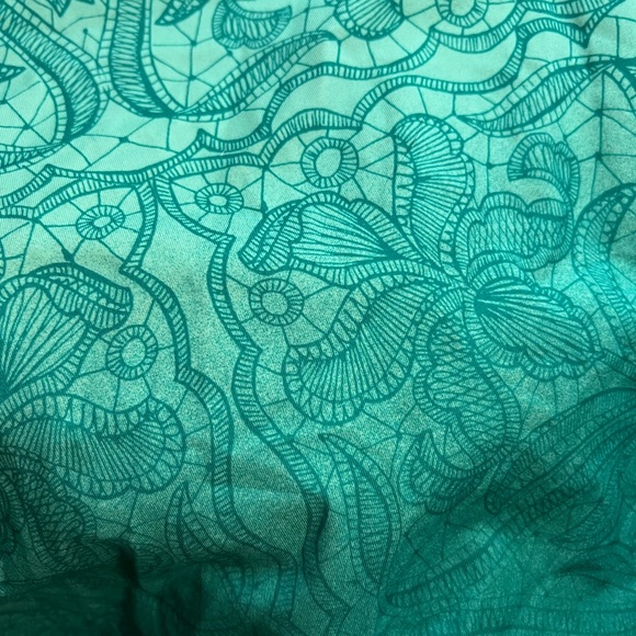 Athleta exercise top size XL - Picture 4 of 4